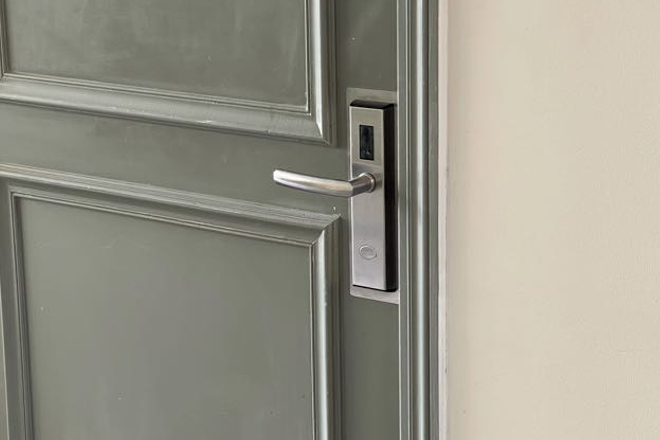 Porte d'une chambre d'h&ocirc;tel