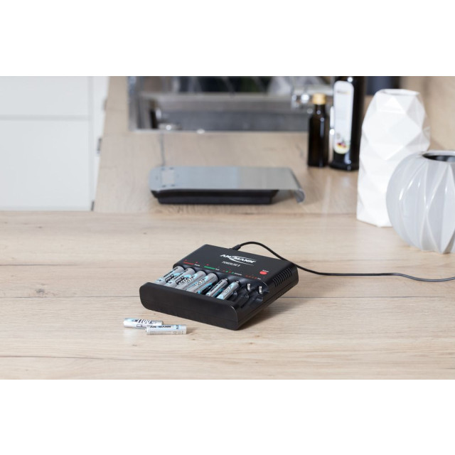 CHARGEUR DE PILES POWERLINE 8 8x AA ou 8x AAA & USB ANSMANN