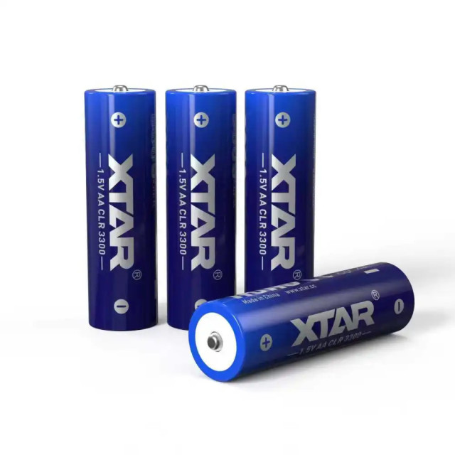 4 Batteries Li-Ion AA CLR Rechargeable 1.5V 3300 mAh XTAR