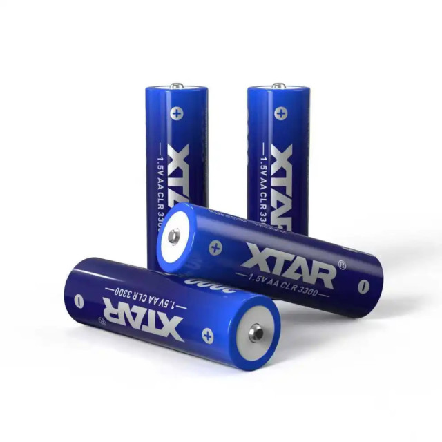 4 Batteries Li-Ion AA CLR Rechargeable 1.5V 3300 mAh XTAR