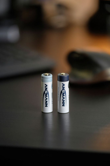 2 Piles Rechargeables AAA HR03 NiMH Préchargées 1.2V 1000mAh Ansmann